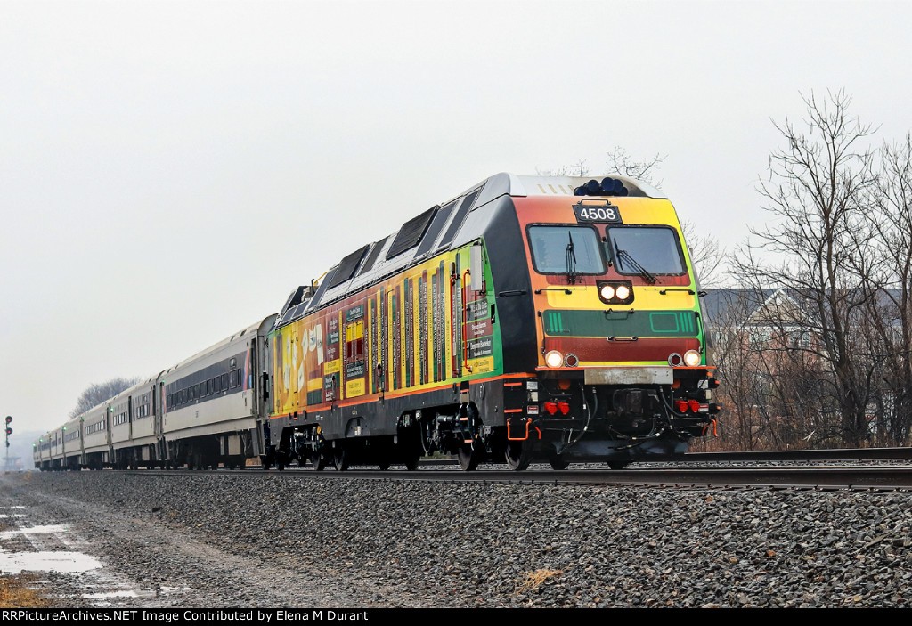 NJT 4508 on train 5521